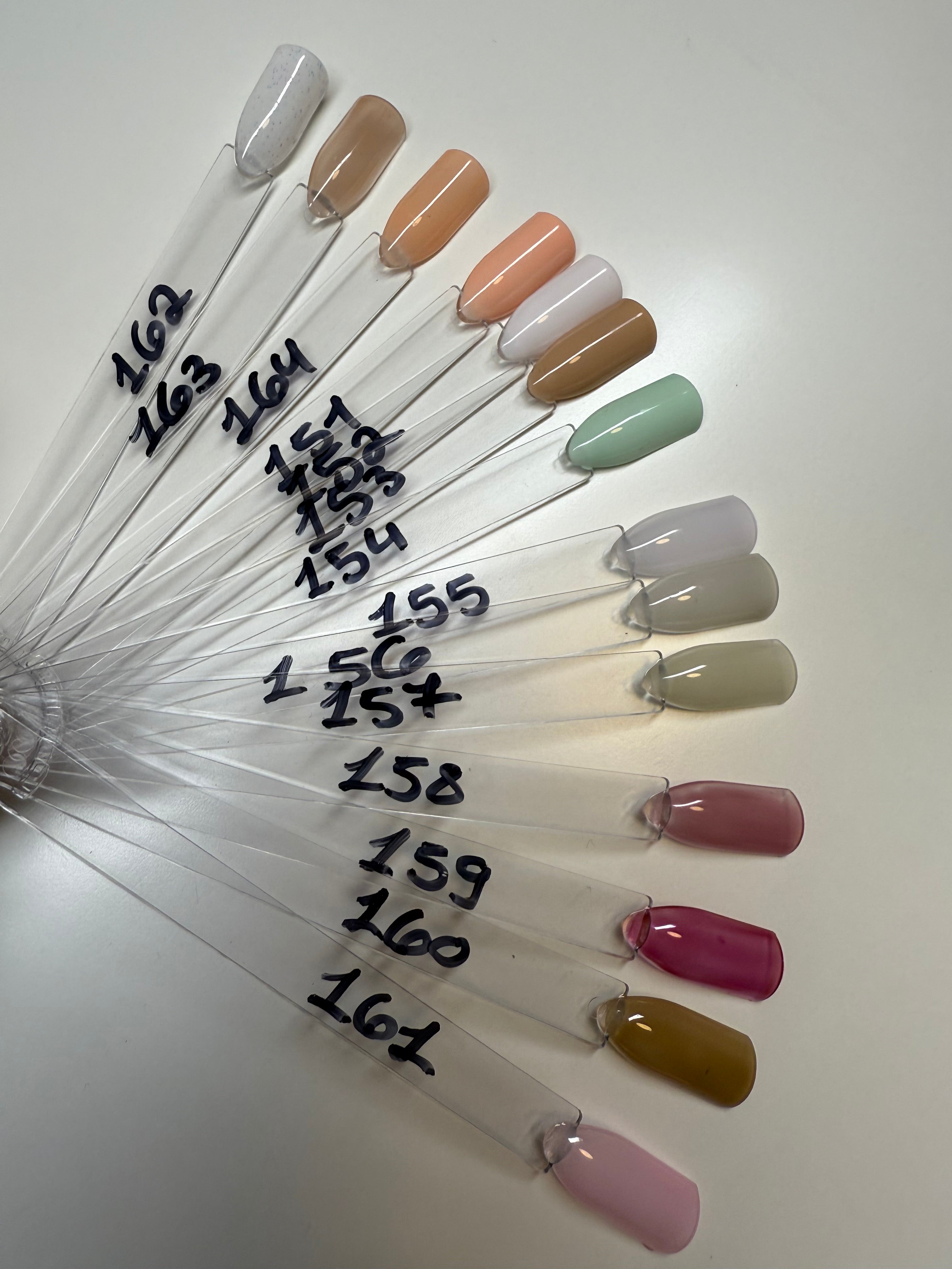 לק ג׳ל בובה BUBA HEMA FREE גוון 154